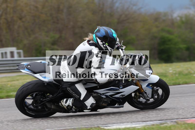 Archiv-2022/13 25.04.2022 Plüss Moto Sport ADR/Freies Fahren/4